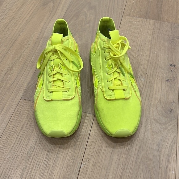 Victoria Beckham x Reebok | Neon Yellow Bolton Sock Sneaker - EU 41/UK 7.5 - Picture 2 of 8